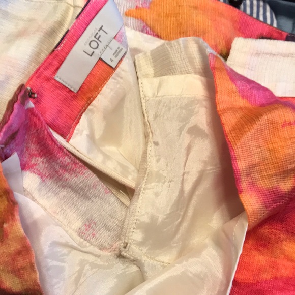 Anne Taylor floral skirt - Picture 2 of 4